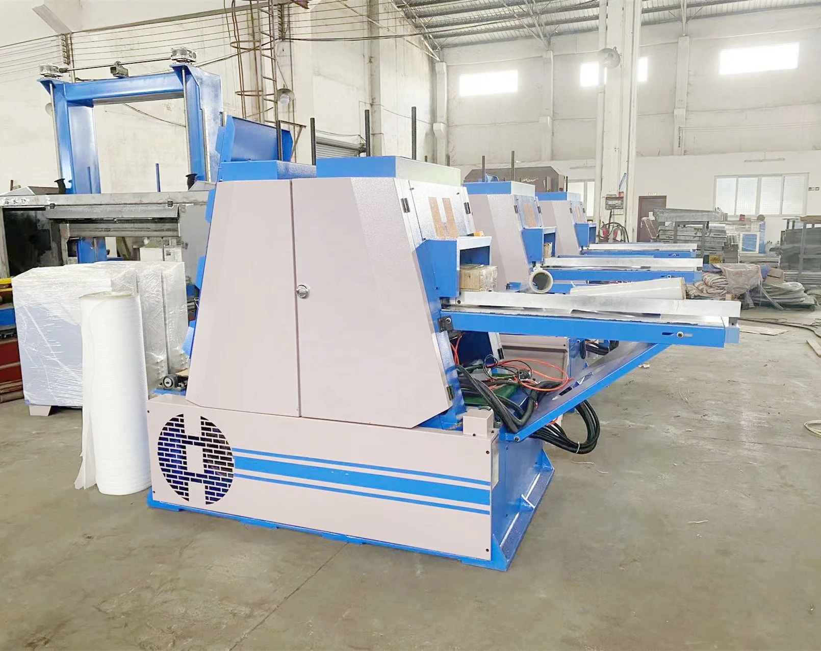 

High Precision 0.1mm Woodworking Wood Plank Floor Lamella Multi Blade Cutting Rip Cutter Frame Split Timber Ripsaw Saw Machine