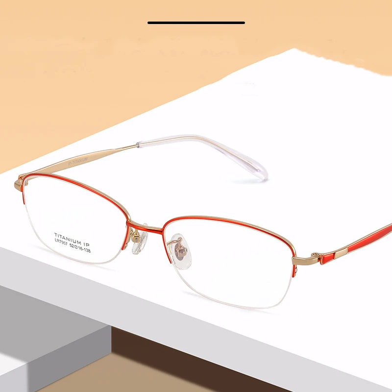 BCLEAR Pure Titanium Ultra-light Vintage Women Eyeglasses Retro Luxury Eyewear Optical Frame Fashion Spectacle Frames Half Rim