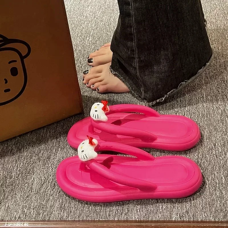 2023 New Hello kitty Sandal Flip Flops Women Wear Cartoon Outside in Summer Sanrio Kt Cat Flat Bottom Beach Toe Sandals