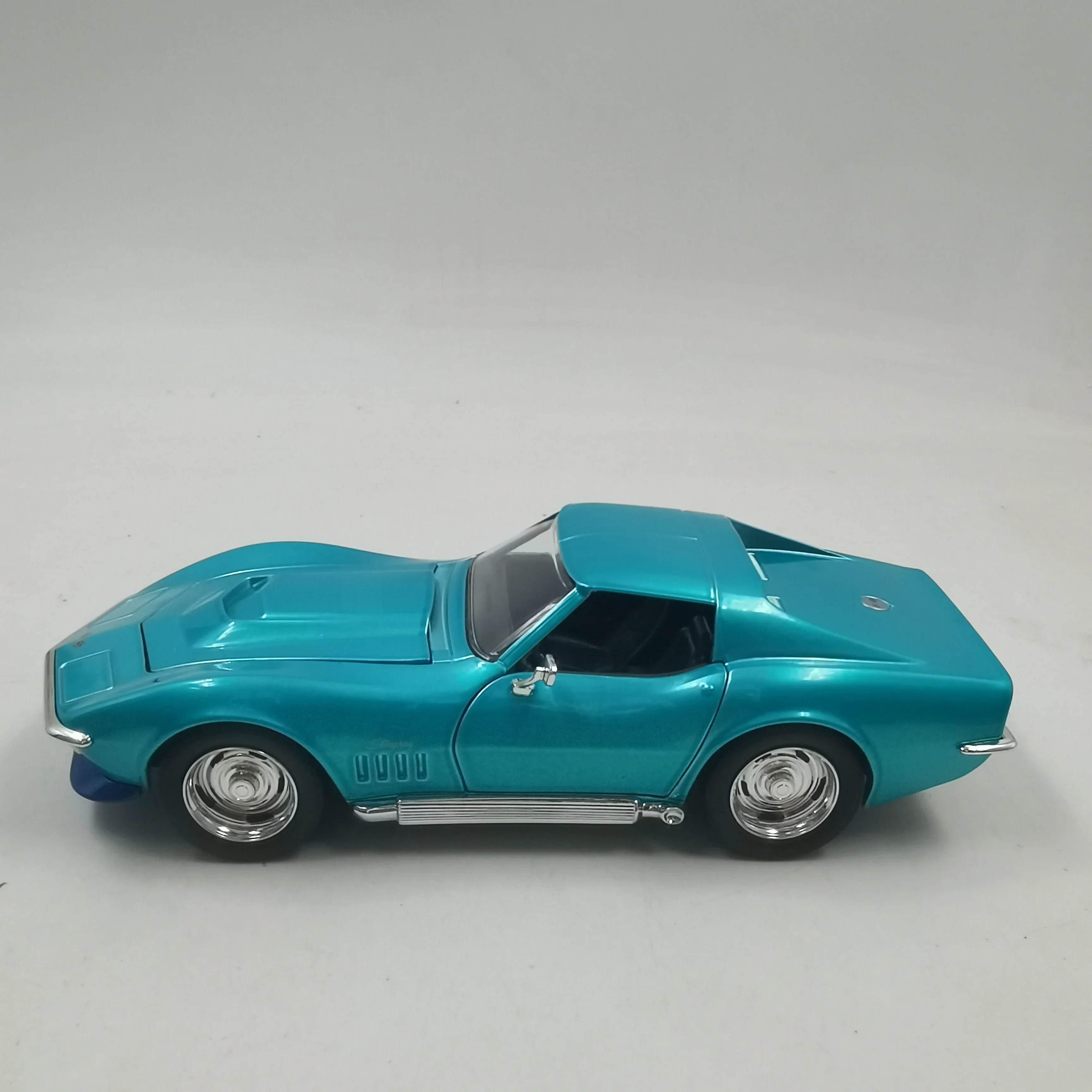 Diecast 1/24 Bilancia Corvette Stingray ZL-1 Pressofuso In Lega di Simulazione 1969 Collezione Regali Ornamenti Auto Giocattolo Modello di Auto