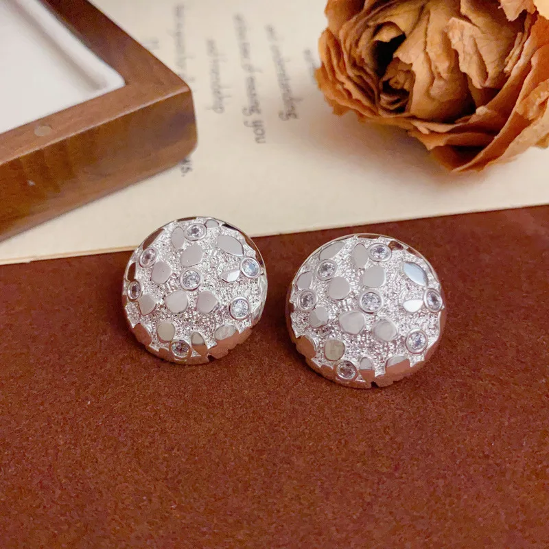 Metal full diamond texture round stud earrings for women's personality light luxury versatile super flash earrings