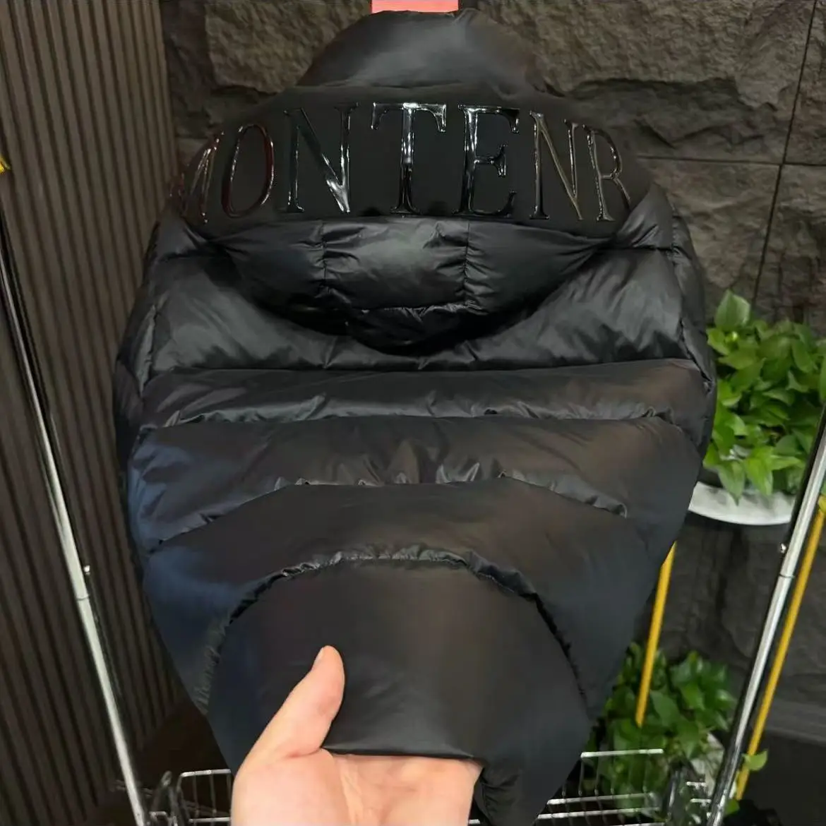 

Зимняя утепленная мужская повседневная пуховая куртка: модная, теплая, молодежная, эластичная, на молнии, цветная