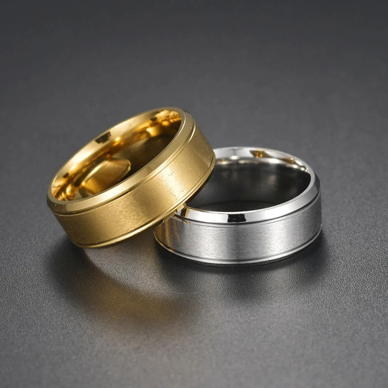 Anel escovado superfície de aço inoxidável para homens e mulheres, banda de casamento simples, acessórios clássicos para joias, 8mm, 4 cores