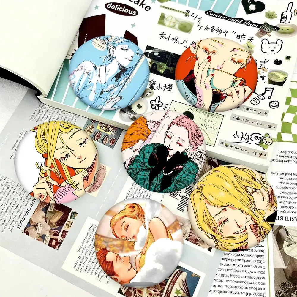 1 Stück V-Veil Emma Anime Vintage Cartoon-Stil Abzeichen Broschen für Rucksackdekoration Runde Emaille-Pins für Accessoires