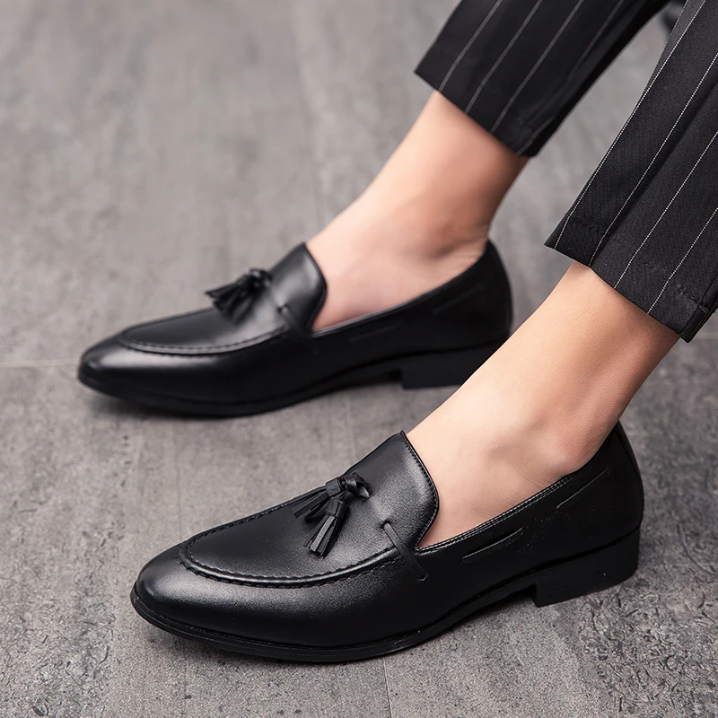 Wedding Shoes For Men Slip On Loafers Trend Tassels Leather Shoes Male Men’s Dress Shoes Business Shoes Men British Style Formal