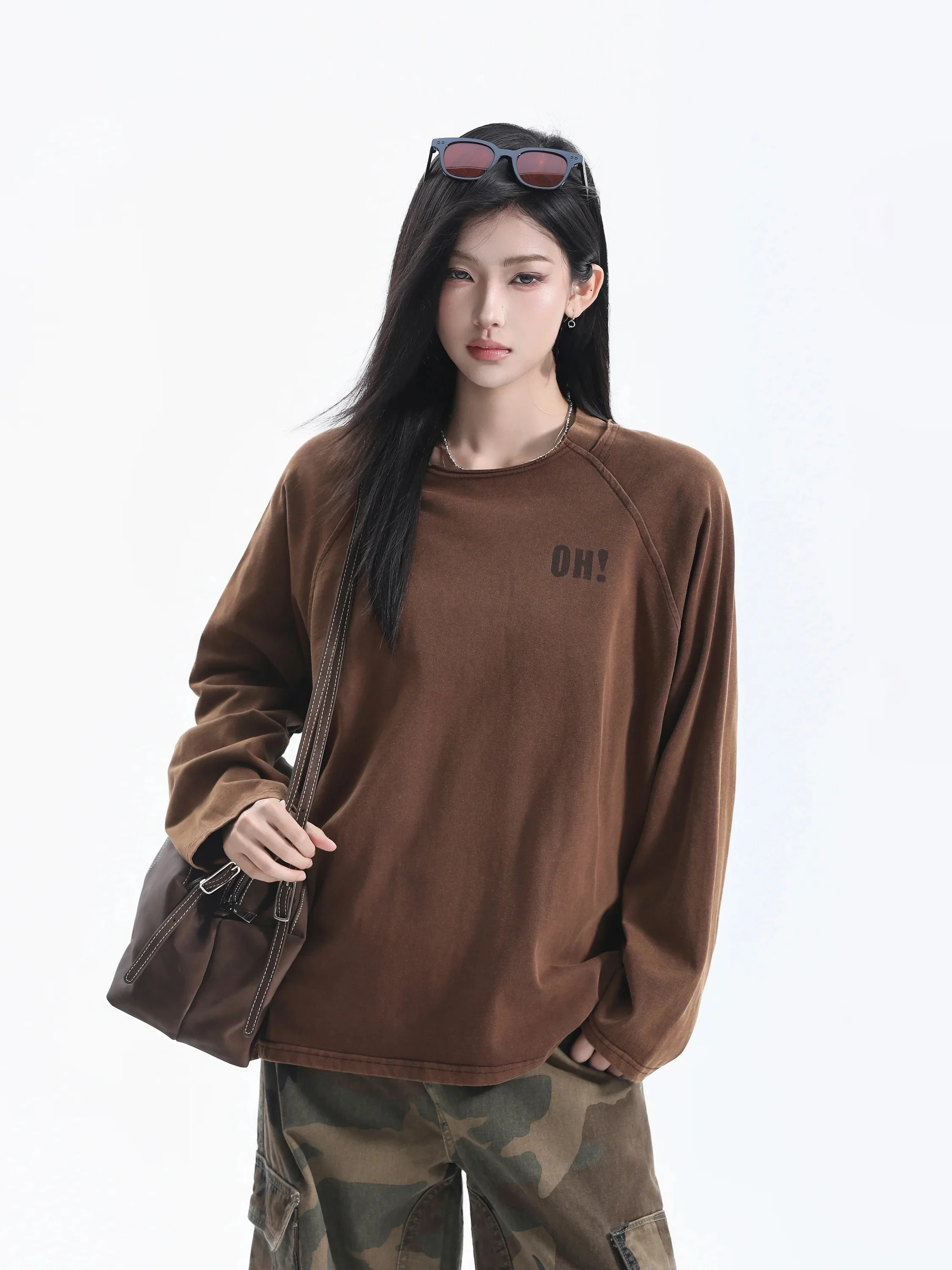 Retro American Long Sleeve T-Shirt Women Worn out Digital Print Loose Casual Couples Match Base Shirt Cotton Polyester Blend