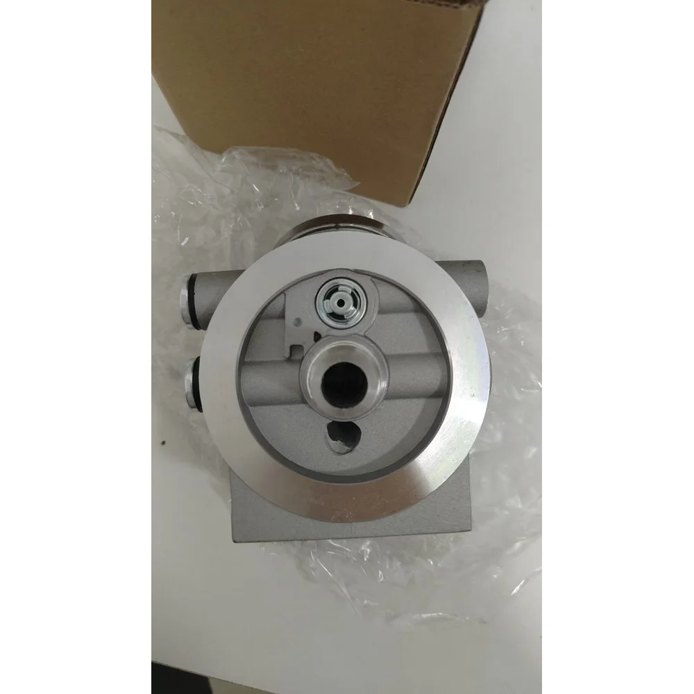 

For V-Olvo EC210 EC240 EC290 manual oil pump diesel filter M16 base oil-water R90P Excavator
