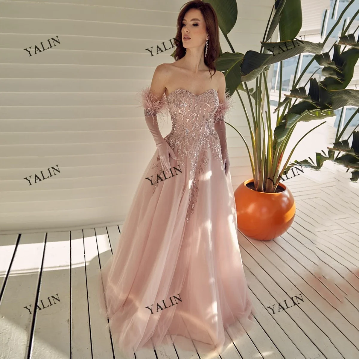 Yalin 2022 Nieuwste Blush Veer Homecoming Jurken Met Lovertjes Kralen Reünie Klasgenoot Jurken Strapless A-lijn Prom Dress