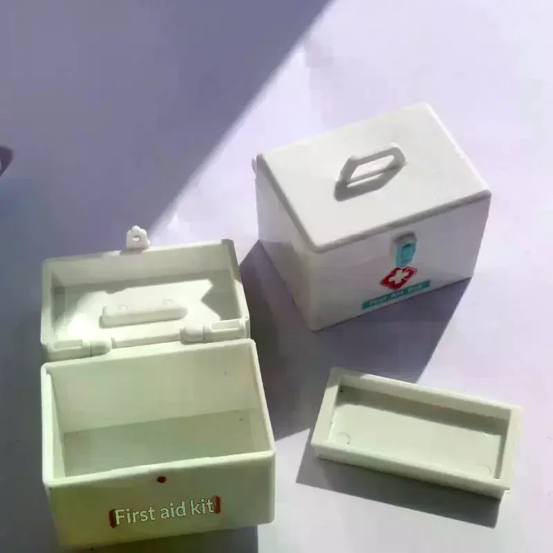 1/12 Dollhouse Miniature Simulation Medicine Box Emergency Case Model Toys Dollhouse Living Room Decoration Micro Scene Ornament