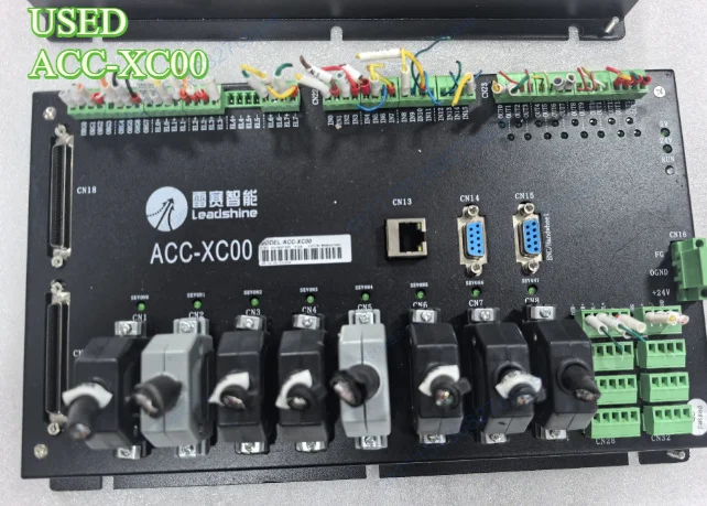 The motion control card ACC-XC00 is fully functional. Complete interface, with terminal blocks, real picture shooting