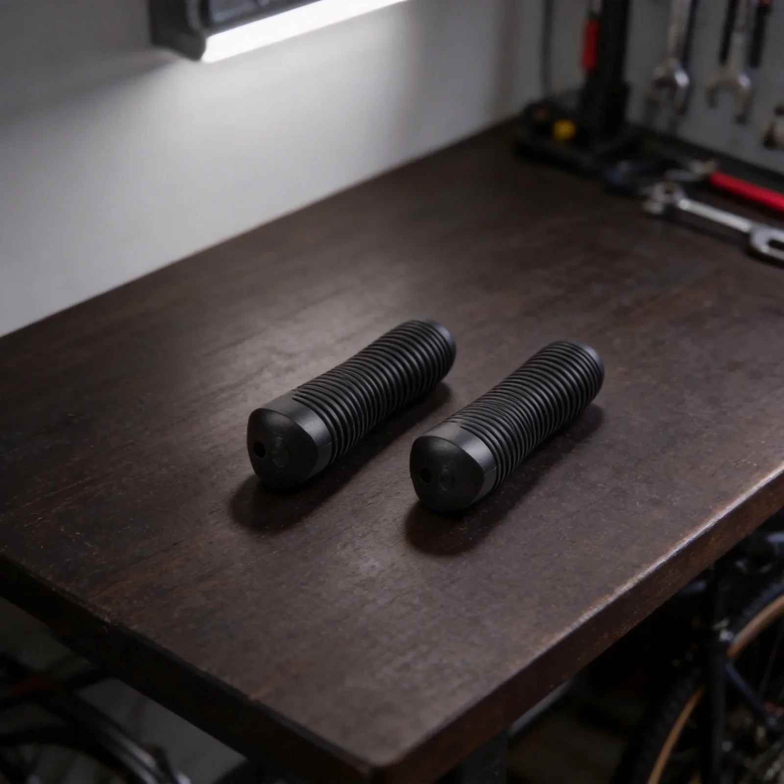 

Ручка для подъема деки газонокосилки, износостойкий резиновый материал, эргономичная рукоятка, нескользящая текстура, длина 9,5 см, для ухода за газоном