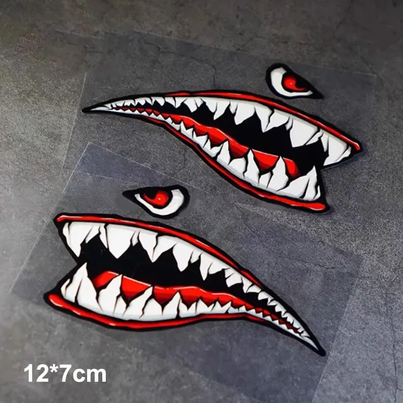 2 Stück/Set Rot-Weiß-Schwarze Haifischmaul-Aufkleber, Wasserfeste Vinyl-Sticker für Auto und Motorrad