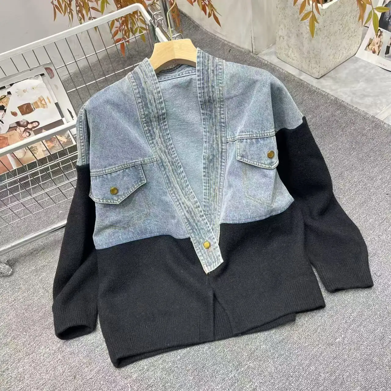 Outono inverno manga longa botão versátil curto malha topos popular versão coreana feminino denim retalhos elegante cardigan camisola