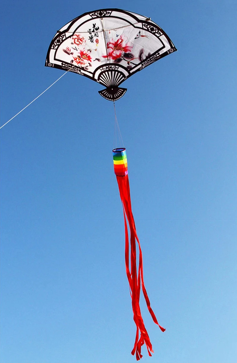 Kostenloser Versand große Drachen Windsäcke Drachen Zubehör Outdoor-Spielzeug für fliegende Drachen Tails Ikite Factory Koi Schmetterling fliegendes