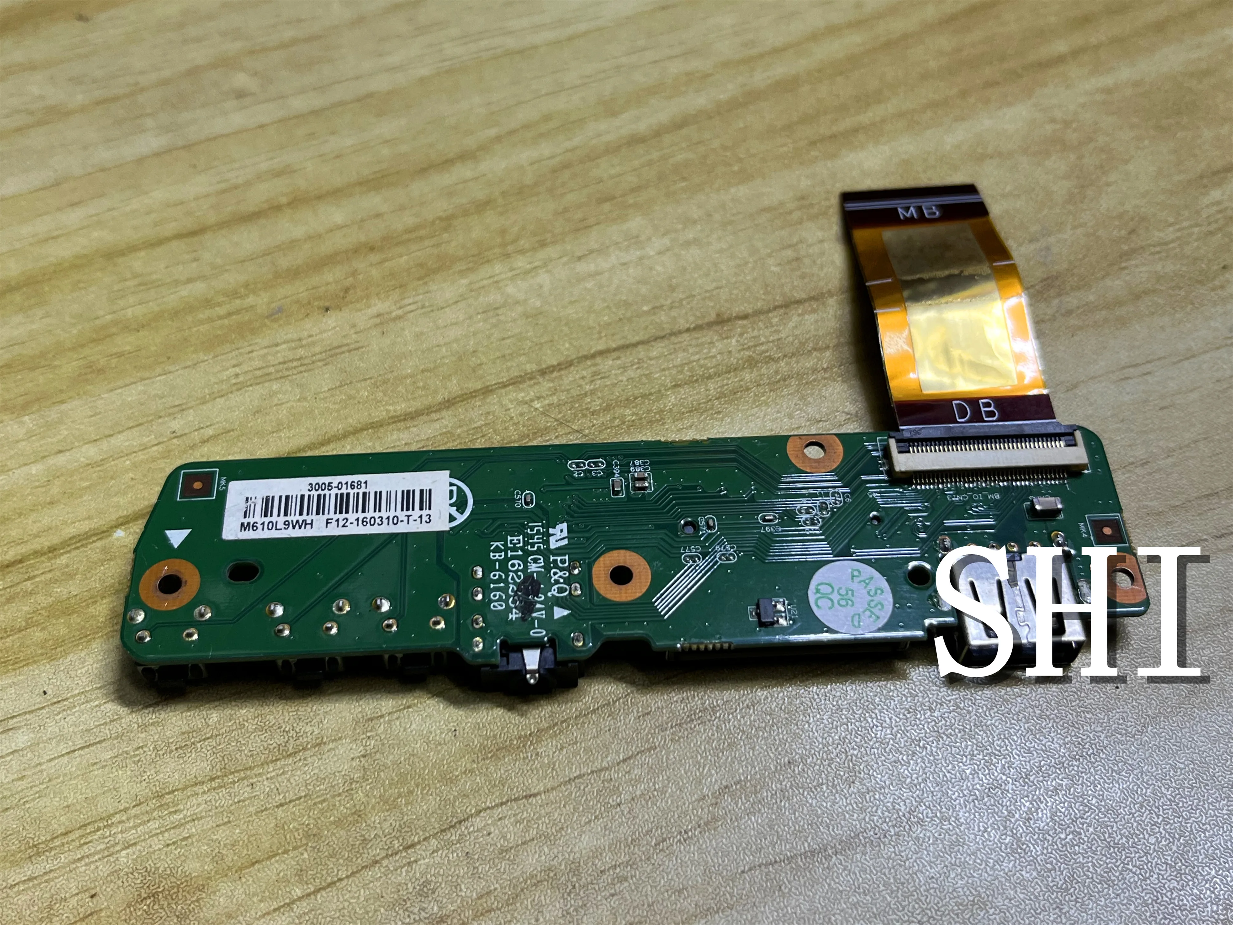 BH5488A_V1.3ใช้สำหรับ Lenovo FLEX 3-1130 80LX ปุ่มปรับระดับเสียงบอร์ด USB ทดสอบแล้วว่าดีจัดส่งฟรี