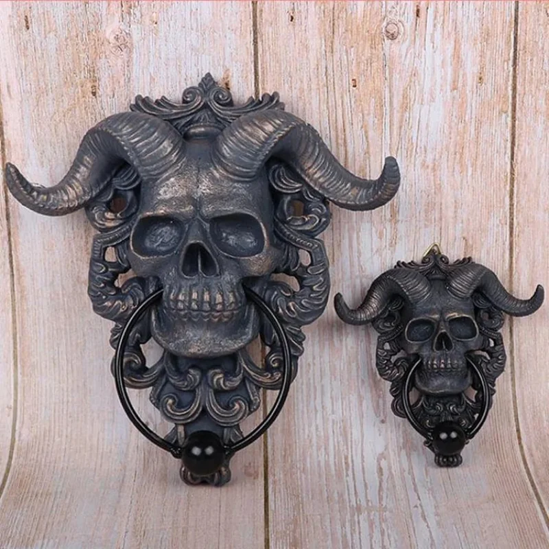 Horned God Skull Hanging Door Knocker Skeleton Head Door Knocker Hell Devil Horn Skull Door Hanging Resin Goat-Figure Hanger