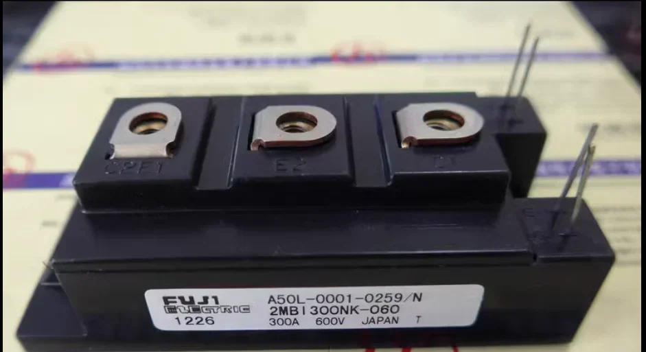 

2MBI300NK-060 новый и оригинальный