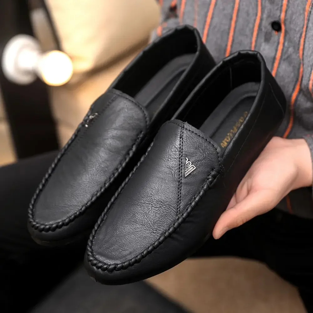 

Легкая дышащая кожаная обувь на плоской подошве для мужчин, трендовая удобная легкая обувь 2025 года, обычная мужская повседневная обувь в стиле ретро