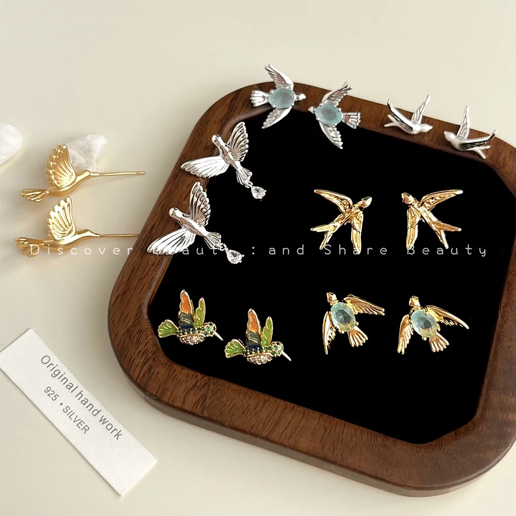 DIY accessories Sky series Flying birds Ear jewelry Niche design Light luxury zircon earrings Women's literary temperament High-