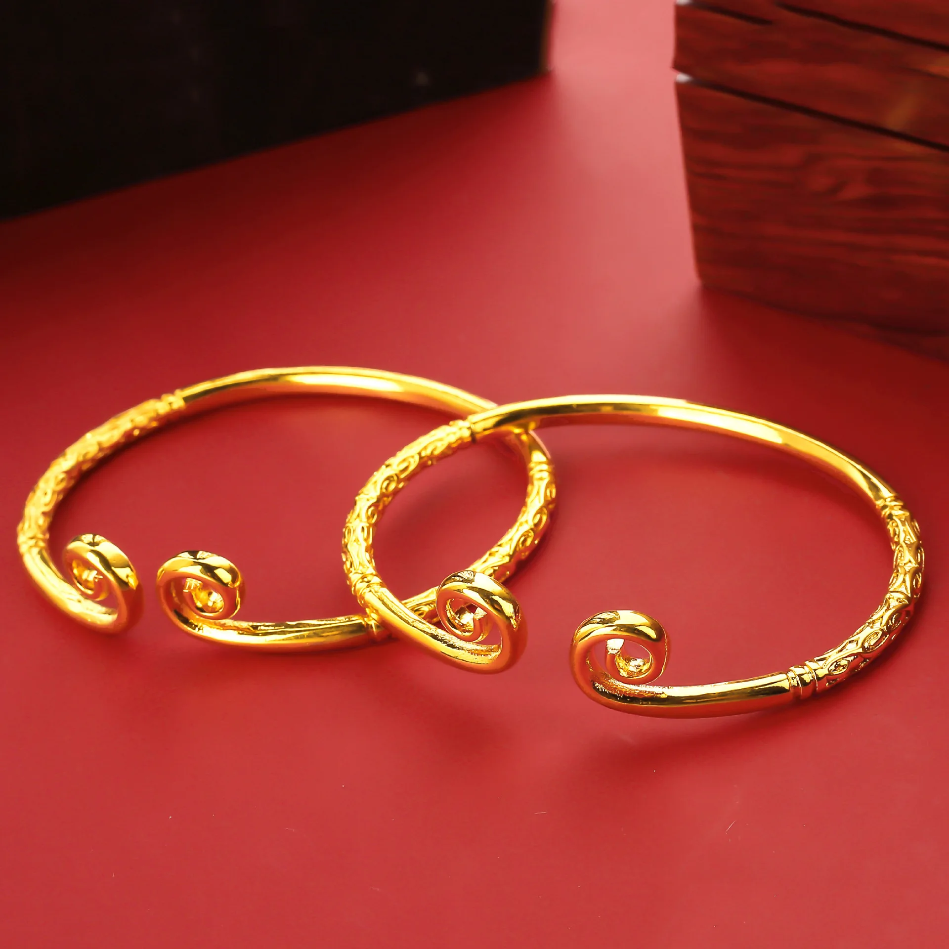 

Women's 24K Gold Hoop - Inspired Set | Double - layer hoops, chiseled patterns, pearl - accented, luxurious & versatile