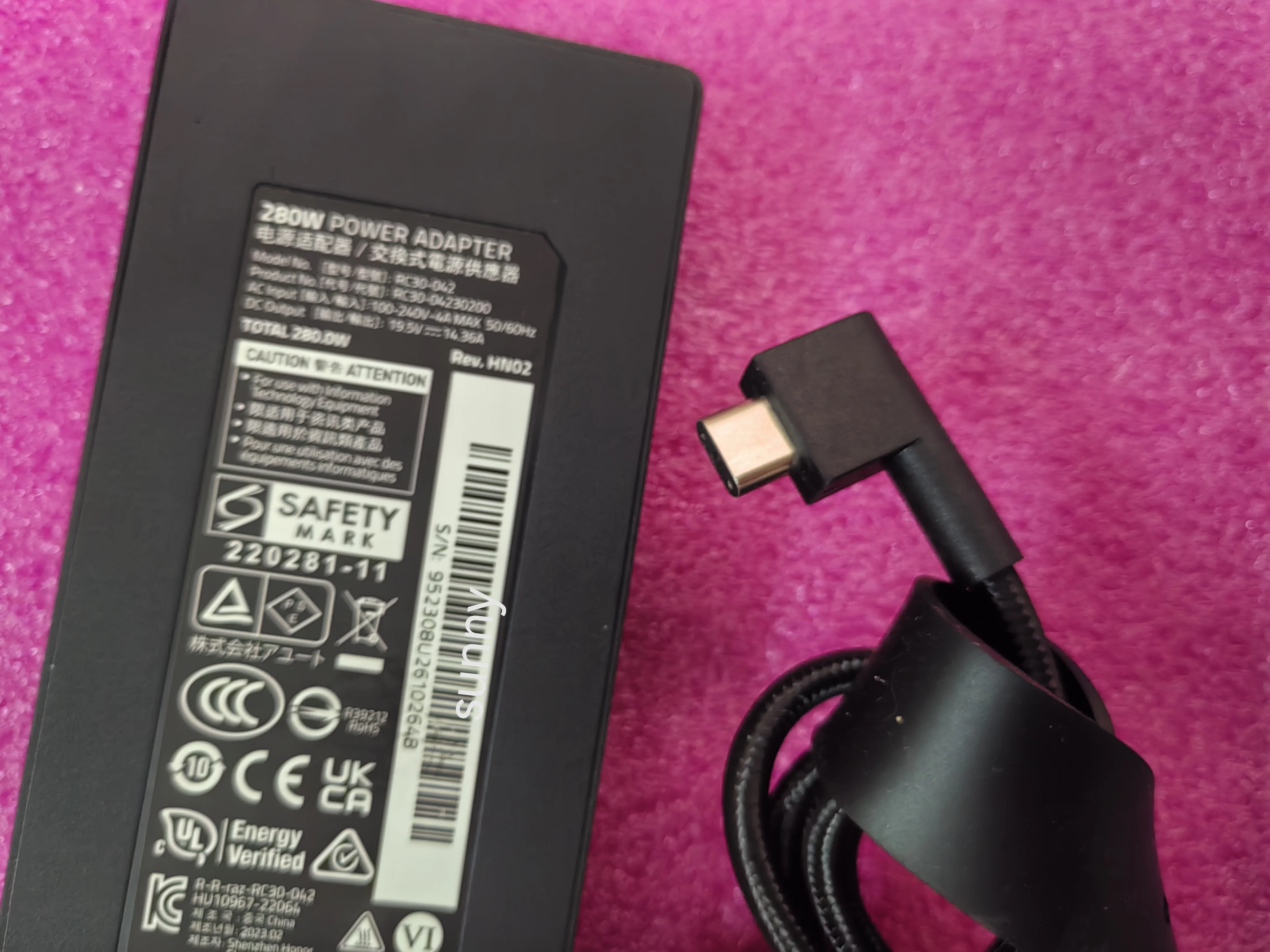 RC30-042 For Razer Blade 16(2024) RZ09-0510 RZ09-0510SEN3 RTX4070 Laptop 280W 19.5V 14.36A Genuine AC Adapter
