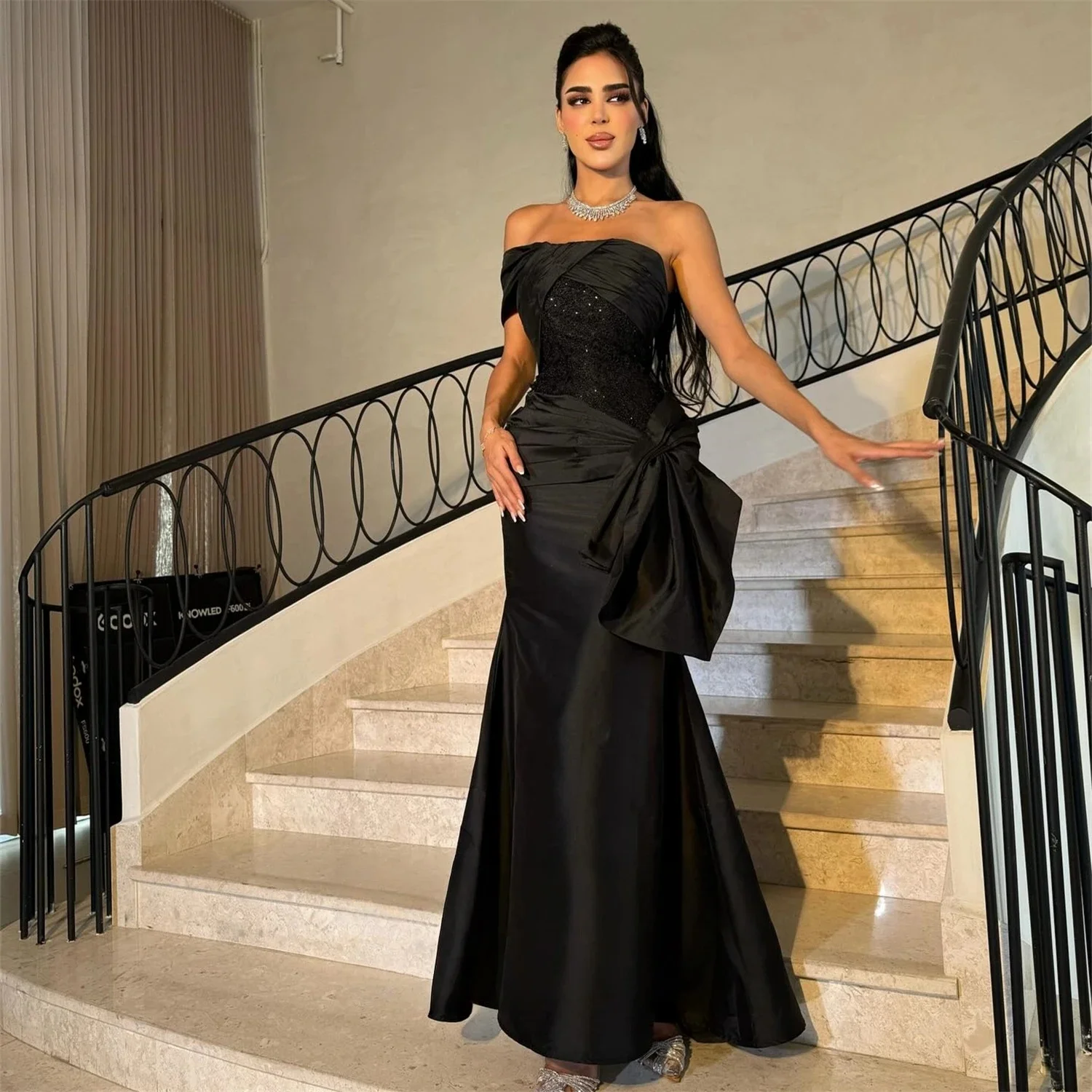 

Black Party Women Long Bespoke Occasion Gown Long Evening Dresses Pastrol Unisex Jersey Retro Dubai Saudi Arabic Prom Customized