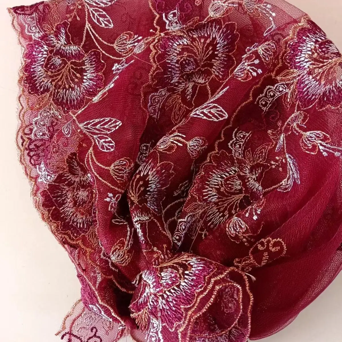 Wholesale 2pcs Set Embroider Hats Hijab for Women Embroider Ethnic Daily Head Wrap Soft Single-layer Fabric All-match Caps