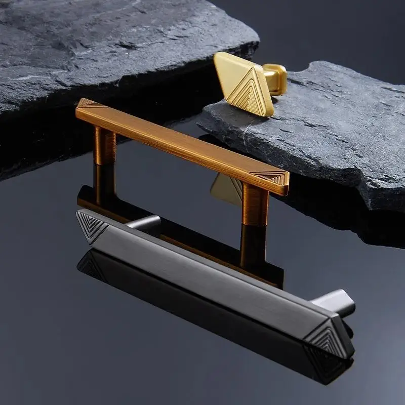Modern Wardrobe Handle with Diamond Design, Zinc Alloy Cabinet Pulls for Kitchen Cabinets,  Chinese Style Furniture Handle Set