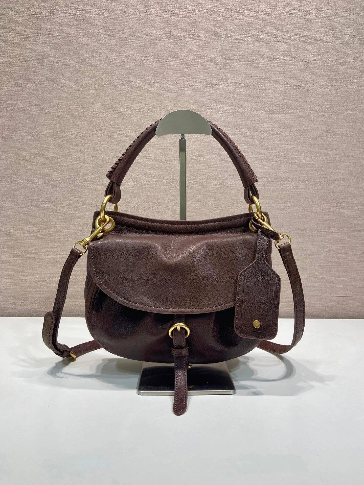 Women's Vintage Handheld Messenger Bag 2026 Autumn Winter New Belt Buckle Design Versatile Easy Matching Fashion Accessory