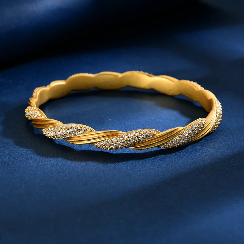 

New Jewelry Gold Luxury European And American High-End Bracelet Women