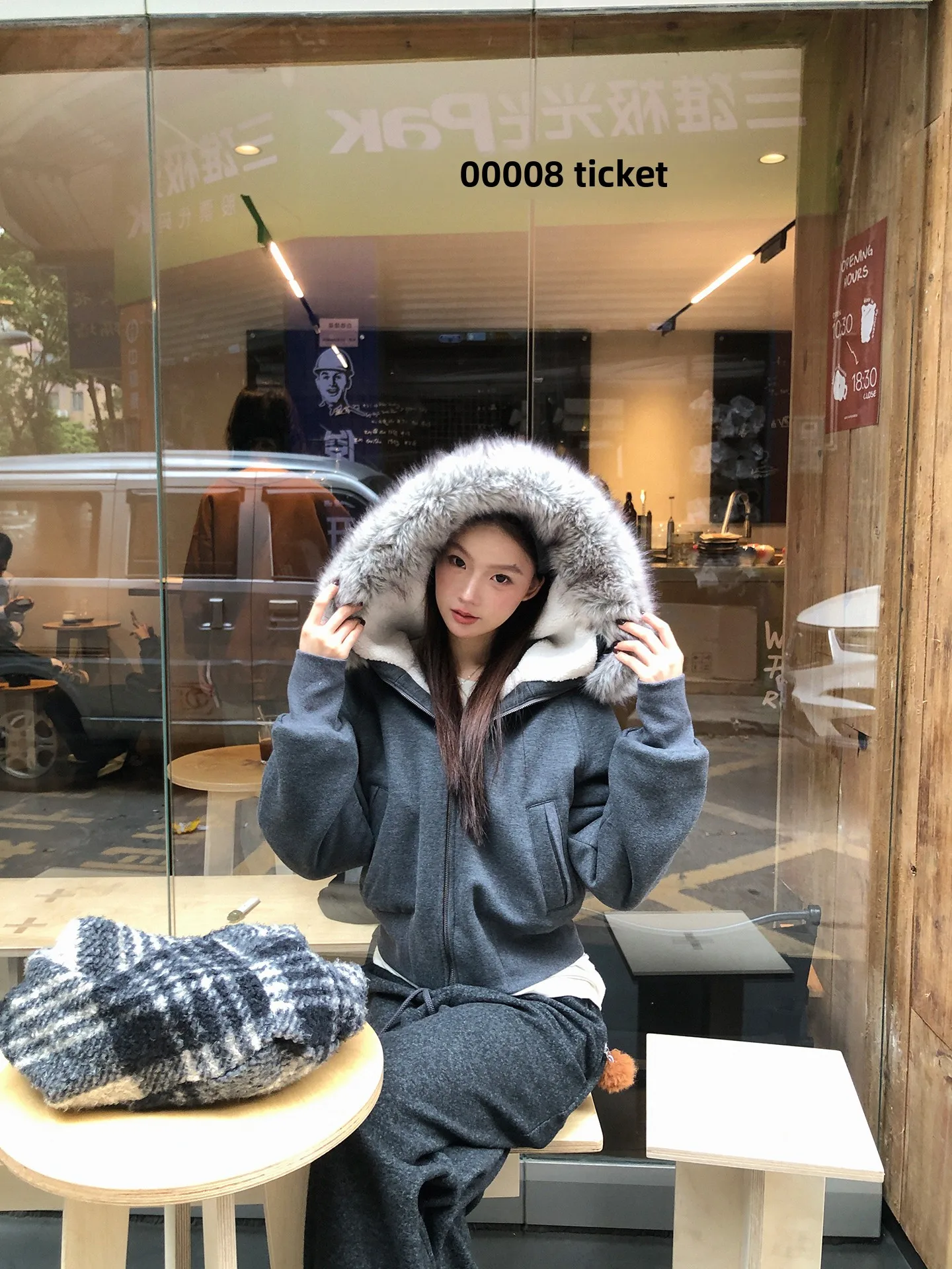 

Red Celebri ort Padded Jaet Women's Autumn Winter New Sle Fur Collar Cotton Coat with Hood Warm Fluffy Women's Outerwear