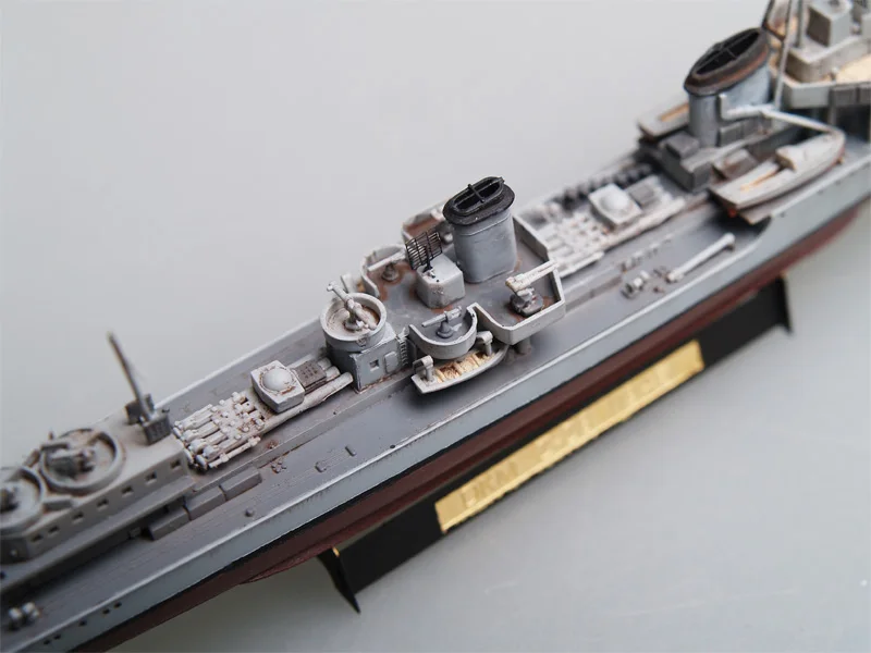 Trumpeter 05790 1/700 Scale  German Zerstorer Z-28 Z8 1945 Destroyer Military Ship Toy Hobby Assembly Plastic Model Building Kit