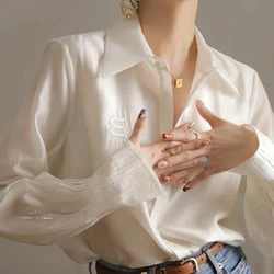 Early Spring New Tail Single Women's White Shirt Design with Pleated Imitation Silk Long Sleeved Shirt for Women Blouses Shirts