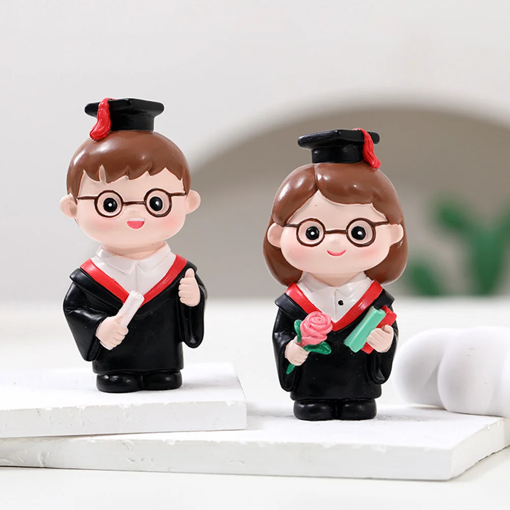 

2pcs Doctor Graduation Figures Resin Desktop Decorations Table Centerpieces Party Gift Office Home Decor Graduation Season