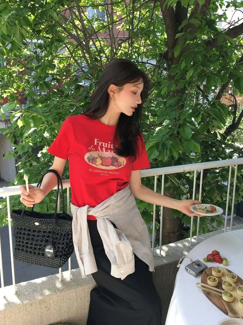 Xiuqi Fruit Plate Letter Print Short Sleeve Slim Fit Shoulder T-Shirt Women's Fun Summer New Style Hot Girl Cotton Tee