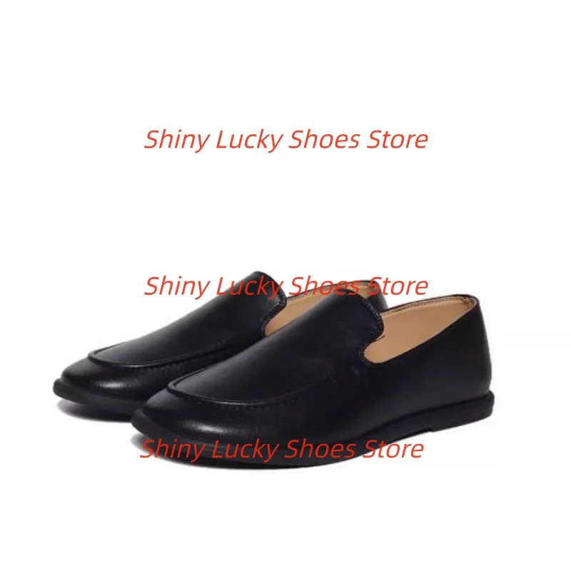 

Sewing Lines Shoes for Mens Round Toes Flat Heel Males Loafers Shallow Chassure Hommes Pleated Zapatos Hombre Pu Leather Luxury