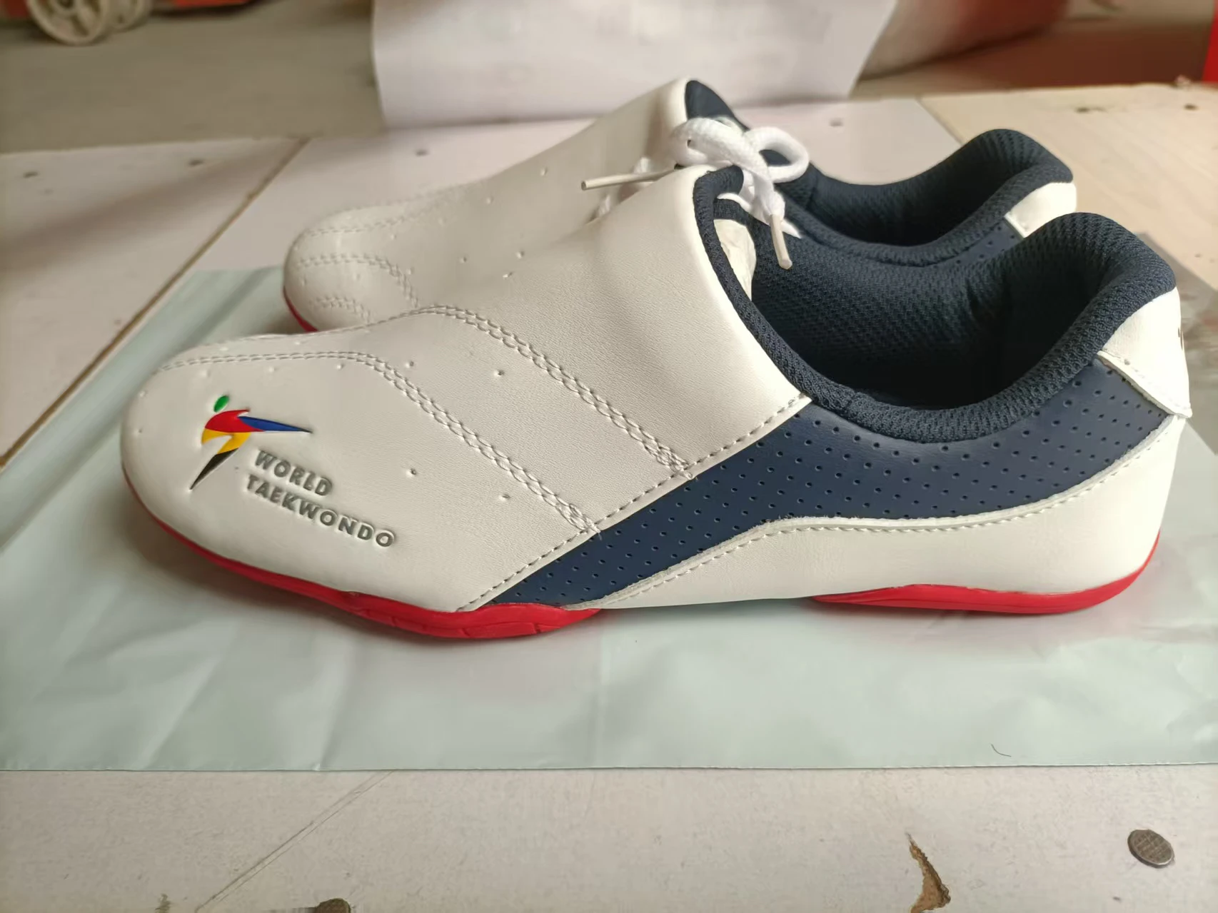 Men's Professional Taekwondo Training Shoes Comfortable and Durable Combat Sports Footwear Unisex Taekwondo Shoes