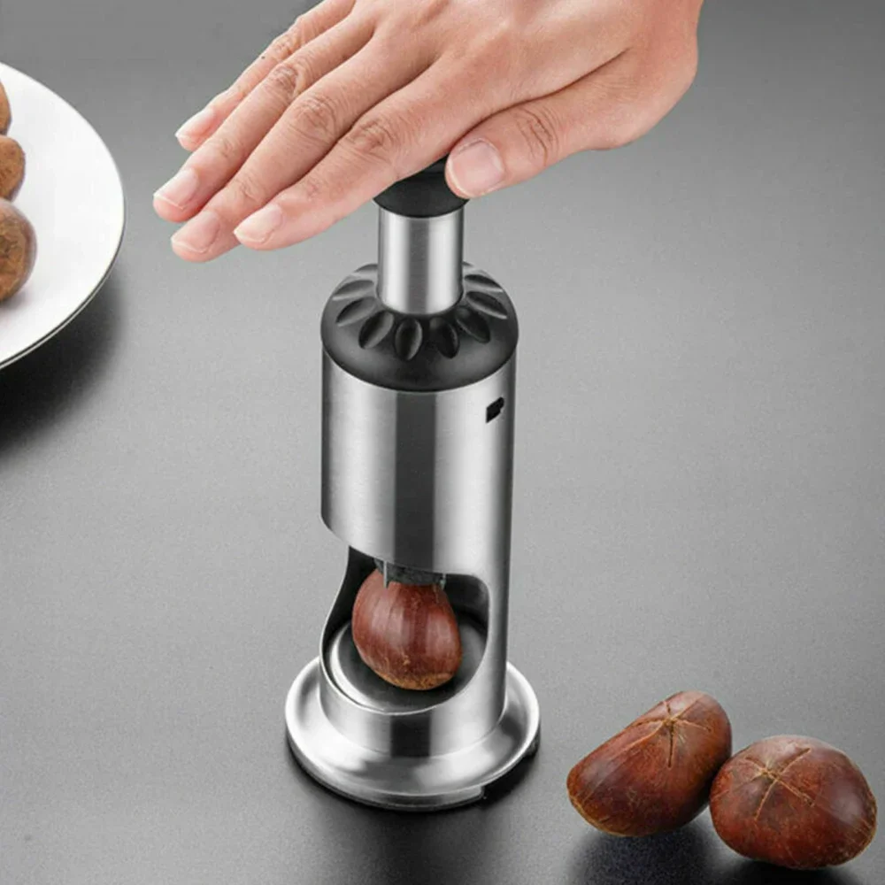 

A Handmade stainless steel chestnut bottle opener, antiskid peel, chestnut handicraft, kitchen appliance accessories.