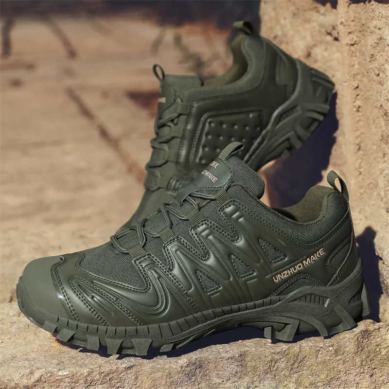 New Men Tactical Boots Combat No-Slip Brand Work Safety Shoes Breathable Special Force Army Boots Male Military Motorcycle Shoes