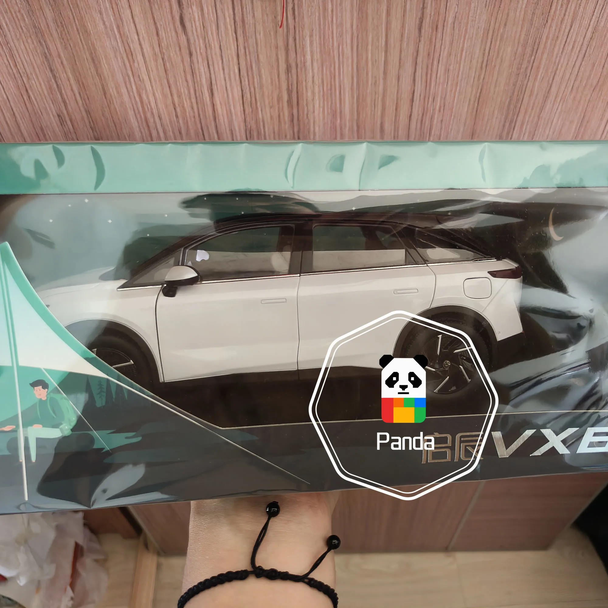 Original 1:18 Keichen VX6 car model alloy material can open the door collectible ornaments miniature model gifts