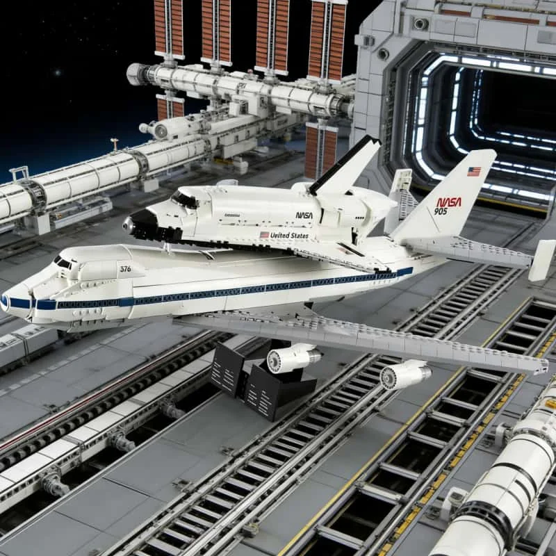 

New product MOC set ICONS series space shuttle aircraft carrier aircraft building blocks space aircraft model boy toy gift