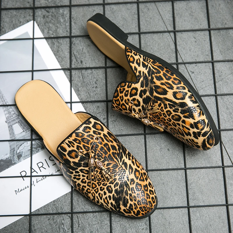 Designer Slippers Mens Mules Summer Patent Leather Casual Leopard Loafers Luxury Slipper for Men Half Shoes West Slides Tassel