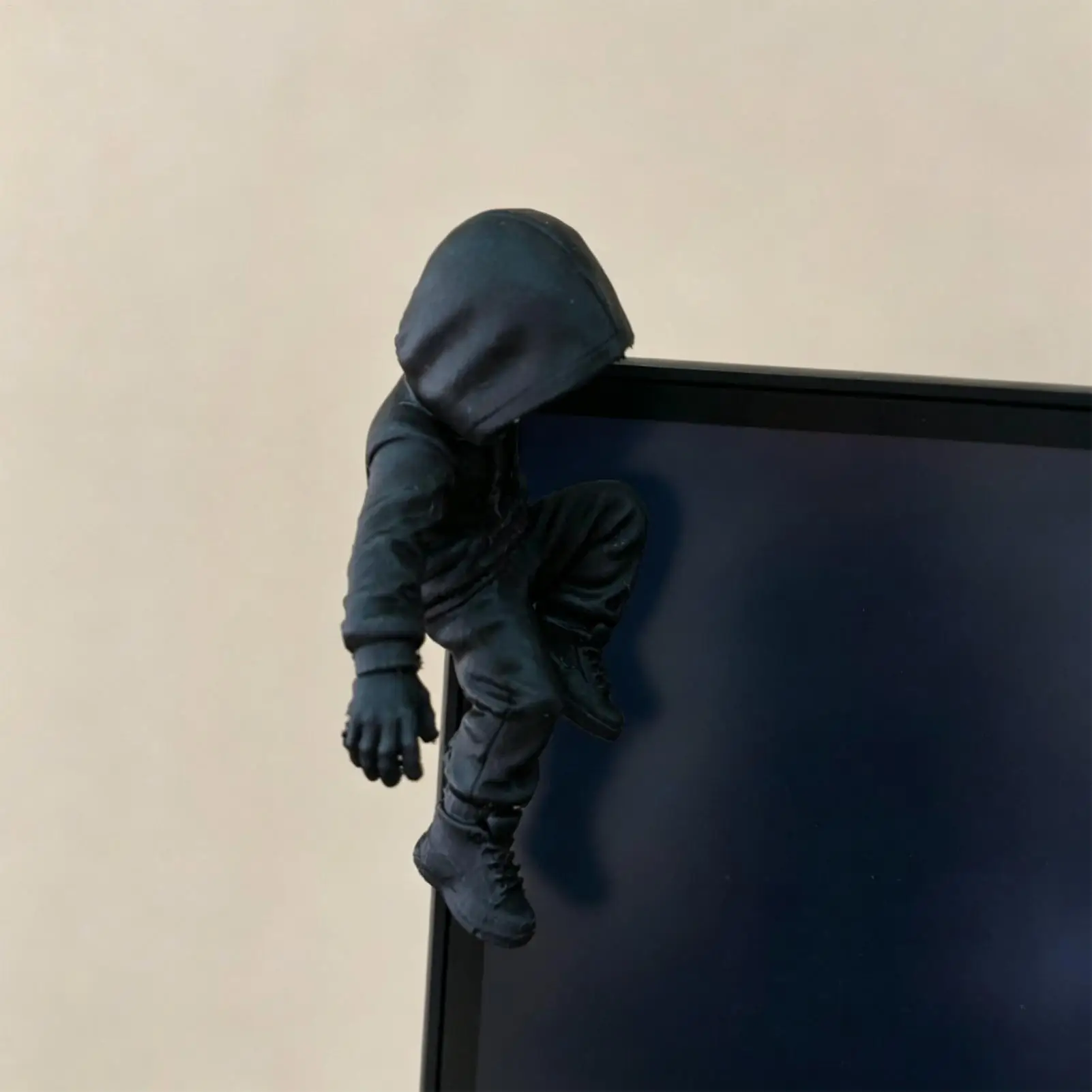 Climbing Shadow Hooded Miniature Statue 3D Printed Hooded Decorative Ornament Figure For Computer Monitor TV Car Rearview Mirror