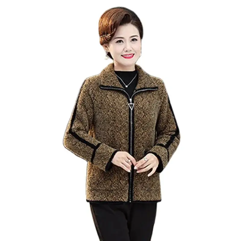 

Mother's Long Joker Loose Coat in Fashionable Style, Warm Mink Velvet Coat For Middle-aged And Old People In Autumn And Winter