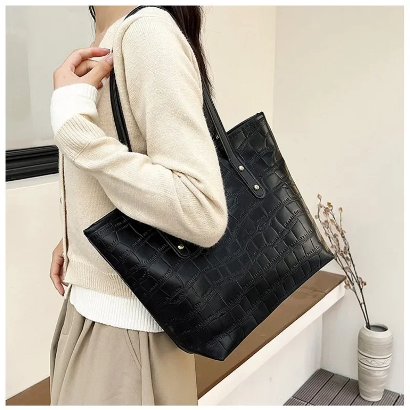 Commuter Ladies Large-capacity Fashion Shoulder Bag Crocodile Pattern Design Casual Solid Color Simple Luxury Brand Shoulder Bag