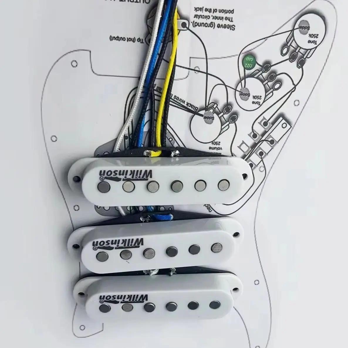 

Wilkinson WVS 60's Alnico5 SSS Single Coil Guitar Pickups Set with CTS Copper Shaft Wiring Kit for Electric Guitar