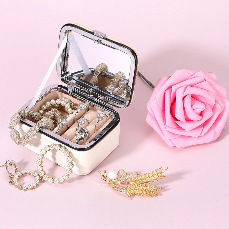 

New Portable Travel Model Simple Girl'S Earrings Rings Accessories Packaging Storage Box Luxury Leather Jewelry Packaging Box