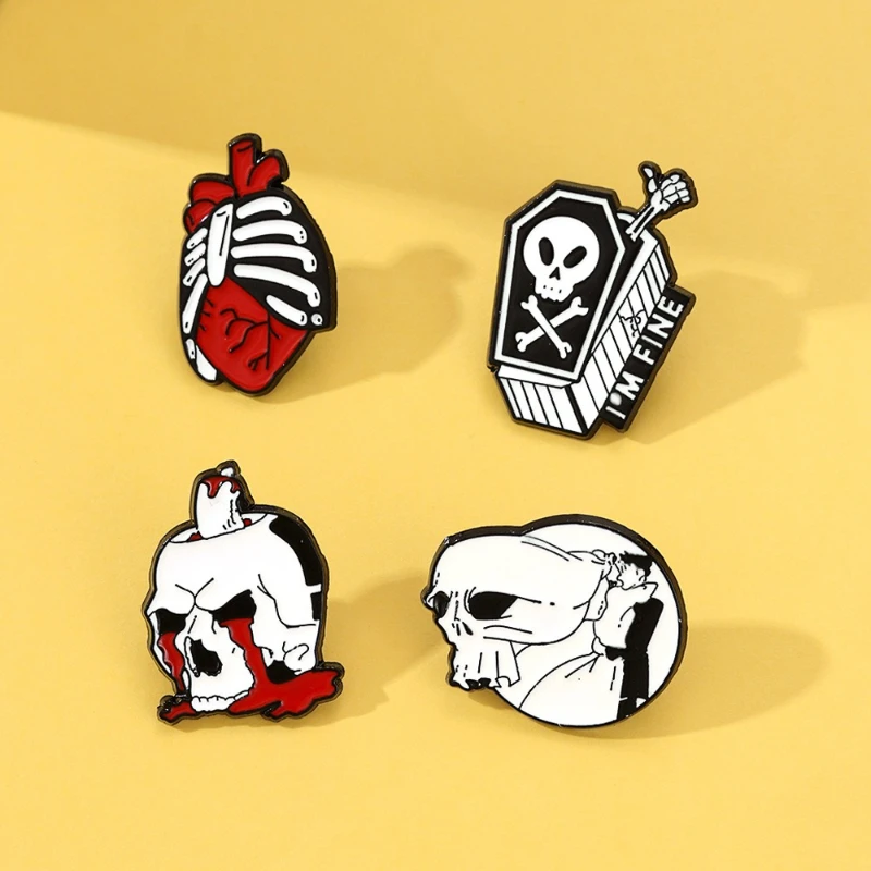 Halloween Horror Skull Brooch Cartoon Alloy Drop Oil Creative Badge Unisex Festival Party Pin DIY Clothing Bags Hat Scarf Jeans