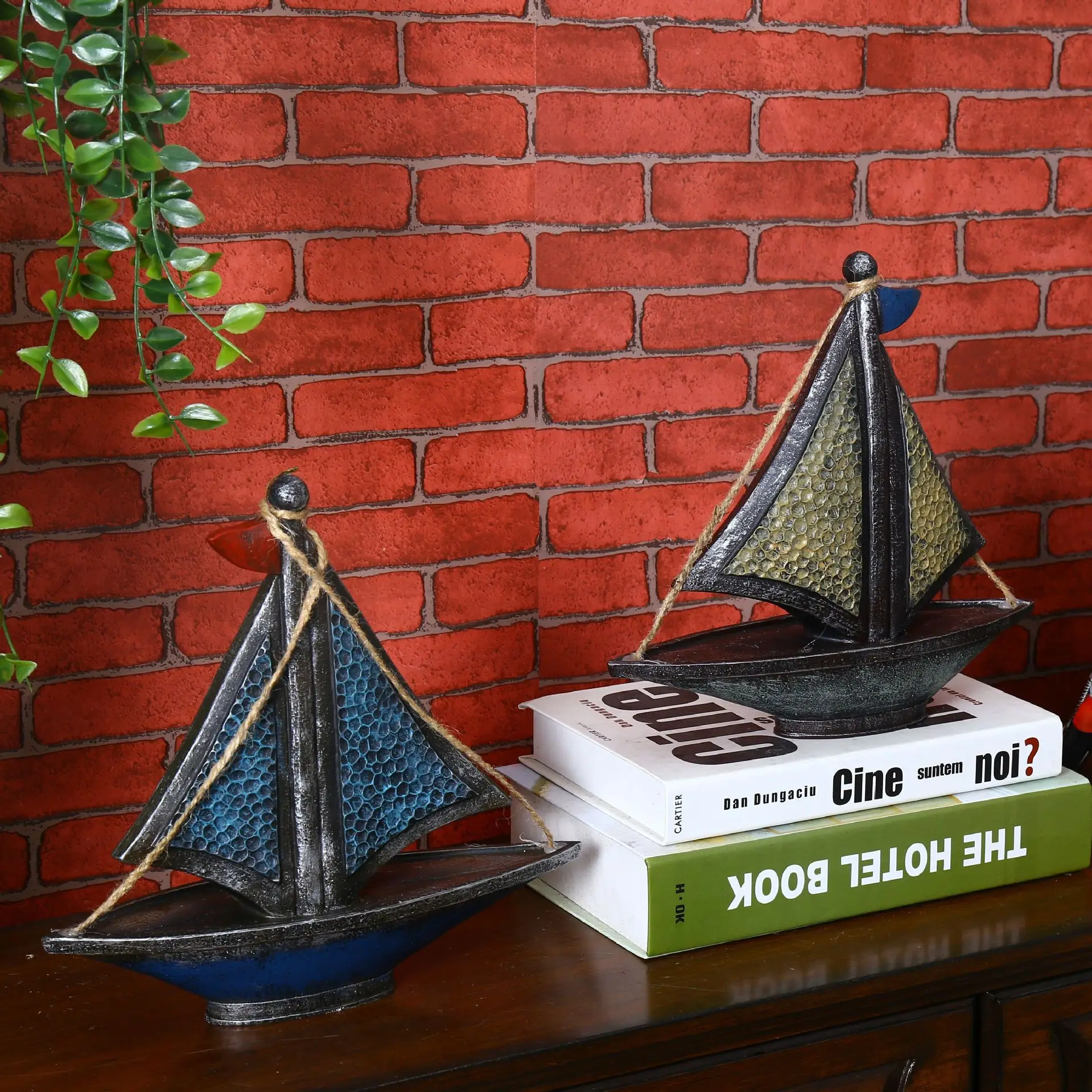 Retro small ornament phonograph creative home living room European clothing coffee shop store light luxury wine cabinet