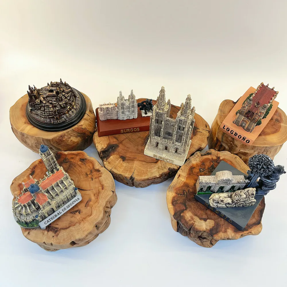 Northern Spain Landmark Resin Figurine Ornament, Spanish Historic Cathedral Table Decor, Travel Souvenir Gift & Collectible